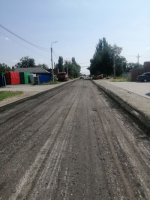 По переулку Железнодорожный города Пролетарска начался ремонт дороги